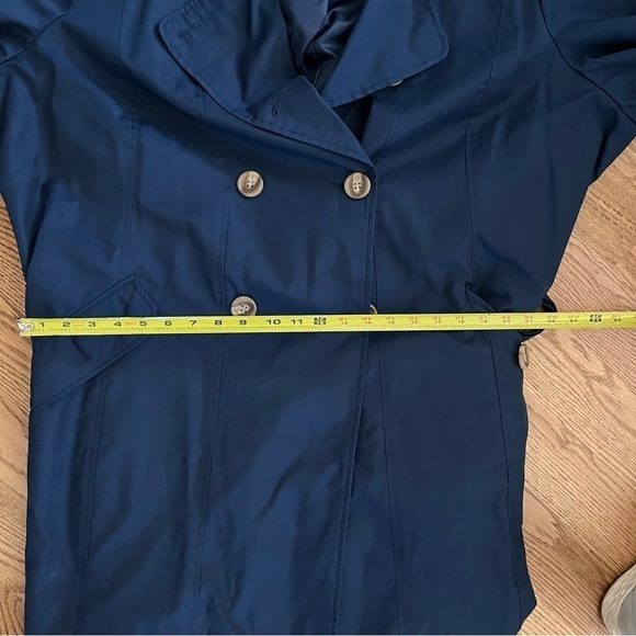 Anne Klein Trench Coat - Picture 10 of 13